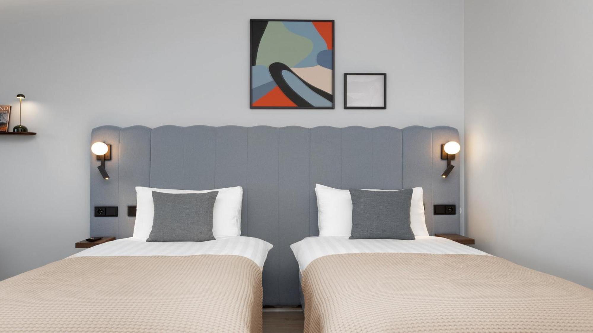 Twin Studio with Full Kitchen and Hallgrimskirkja Church View